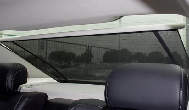 什么是后排側遮陽簾,高端車型配置自動模式(保護隱私提升舒適度)