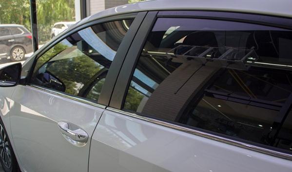 什么是后排側隱私玻璃,高端大氣有檔次(擁有更舒適的環境)