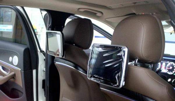 什么是后排液晶屏,高端車型的配置(長途坐車不寂寞)