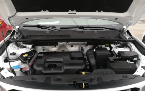 遠景suv三大件怎么樣 發動迅速換擋靈敏