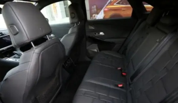 ds7是幾座車 采用車內5座布局