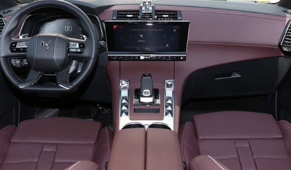 ds7有氛圍燈嗎 沒有車內氛圍燈