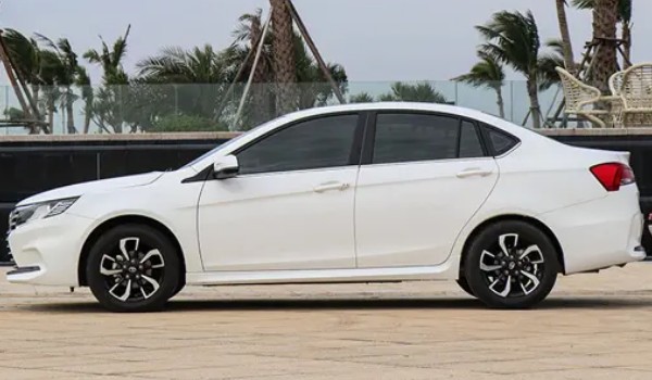 東南a5翼舞分期首付價格 分期首付1萬元(36期月供1210)