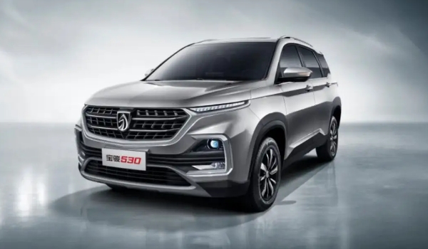 寶駿530怎么樣值得買嗎 搭載1.5T四缸發(fā)動機(百公里油耗6L)