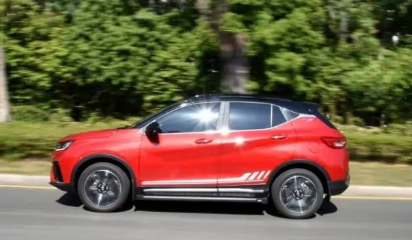 東南dx5發動機怎么樣 動力十分充沛(采用兩種發動機)