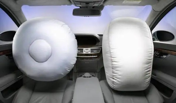 大眾朗逸安全性能怎么樣 安全性很高(搭載六個安全氣囊)