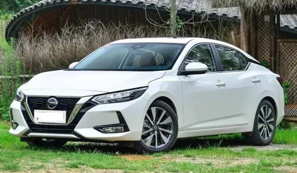 軒逸車有幾個火花塞 采用了四個火花塞