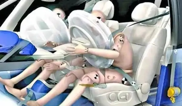 日產軒逸真的有那么好嗎 車身長4.6米(安全性能優秀)