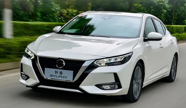 日產軒逸什么顏色好看 珠光白經典大方