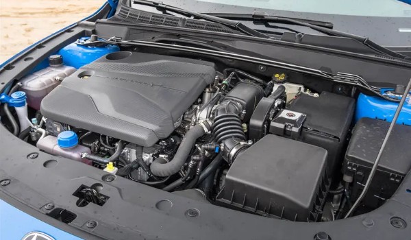 長安uni-v發動機怎么樣 動力十分充沛(采用1.5T四缸發動機)