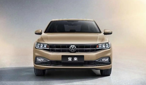 大眾寶來分期付款明細 分期三年首付最低3萬(每期月供1821元)