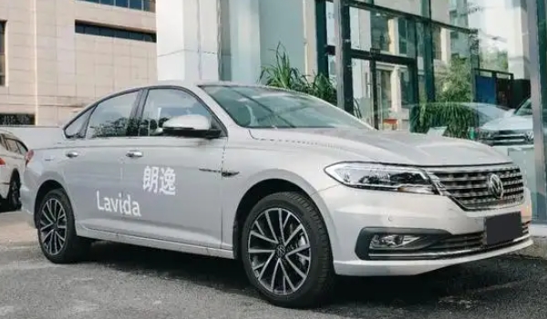 大眾朗逸輪胎型號(hào)是多少 采用三種輪胎型號(hào)(更換年限三年或六萬(wàn)公里)