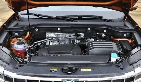 大眾途昂發動機是進口的嗎 不是進口發動機(采用2.5T合資發動機)