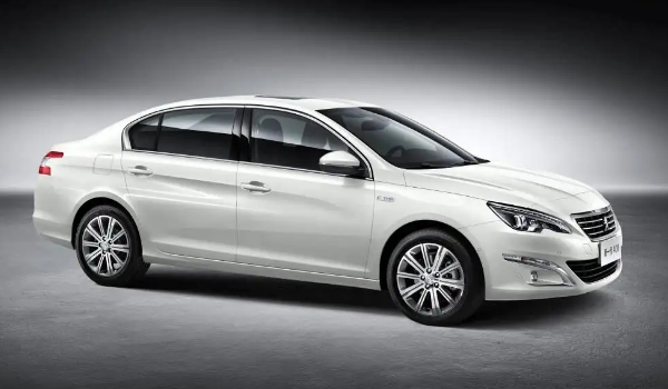 標致408什么顏色好看 晴空藍色更為亮眼(四種外觀顏色)