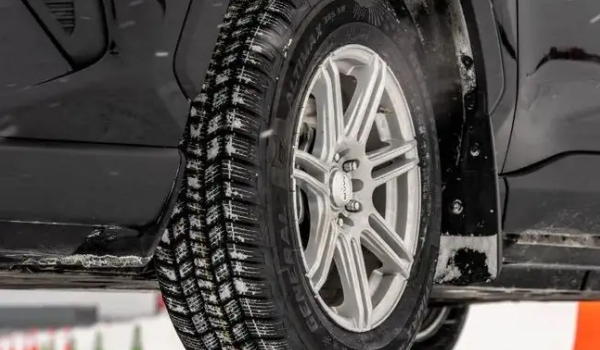 輪胎規(guī)格參數(shù)解釋 輪胎的參數(shù)分別代表什么(輪胎的寬度/高寬比/類型/適用尺寸)