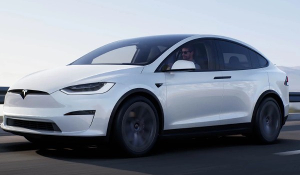 特斯拉屬于什么檔次 高端電動汽車品牌(model 3續航675km)