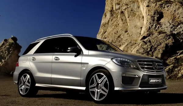 奔馳suv全部車型價(jià)格 在售的、停售的車型共有29款(最低報(bào)價(jià)27萬(wàn)起)
