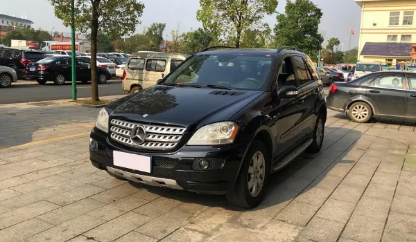 奔馳suv全部車型價(jià)格 在售的、停售的車型共有29款(最低報(bào)價(jià)27萬(wàn)起)