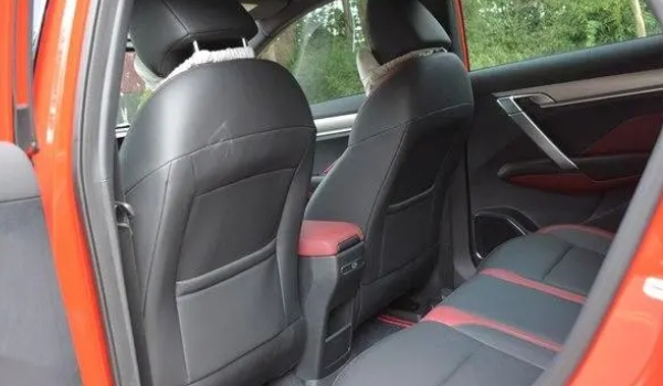 繽越口碑質(zhì)量怎么樣,動力起步強勁(外觀出色)