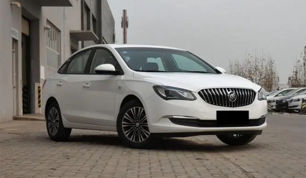 別克英朗油耗怎么樣，實測百公里油耗6L（搭載1.5L和1.3T兩款發動機）