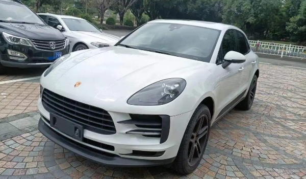 二手保時(shí)捷macan多少錢,市場最低成交價(jià)26萬起