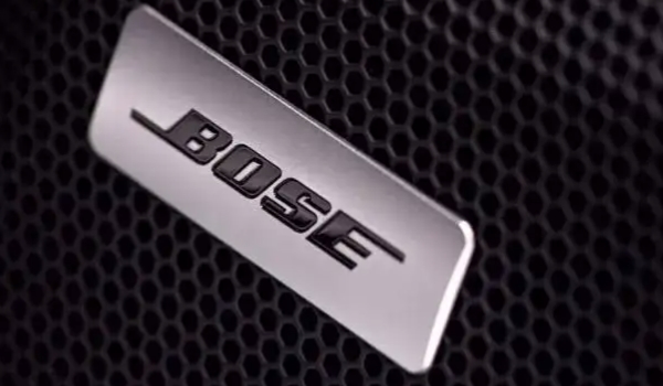 寶馬音響用的什么品牌的 BOSE/丹麥BO/哈曼卡頓(音效極佳)