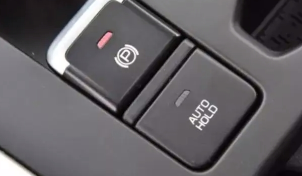 自動駐車是什么意思 穩定性自動控制系統（一鍵操作使用簡單）