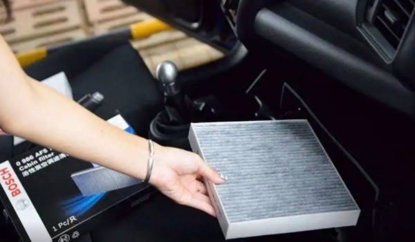 汽車空調怎么使用正確方法 操作十分的簡單(夏季常用功能)