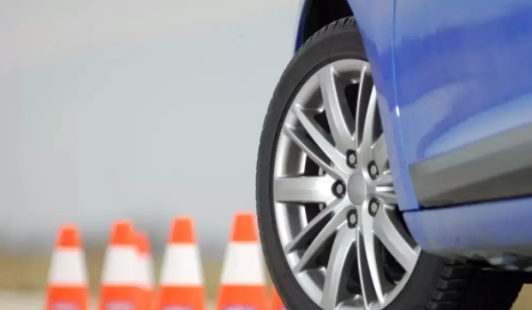 輪胎規格參數解釋 輪胎型號195/55R1585V（不同型號適用車型不同）