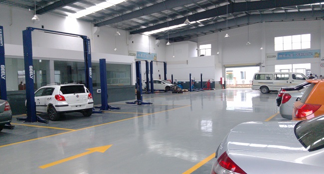 在汽車美容店做學徒怎么樣,選擇專業的培訓機構更靠譜