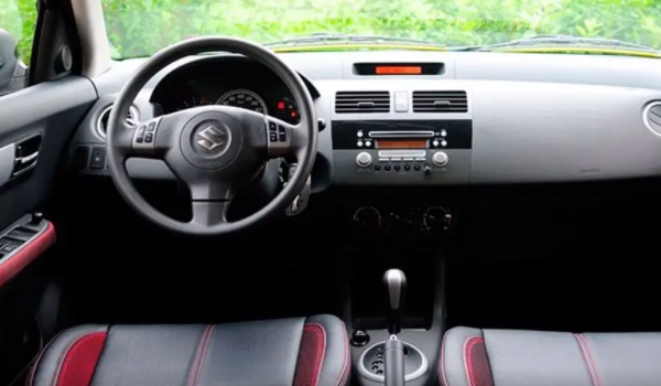 鈴木雨燕1.5自動(dòng)擋新車多少錢 廠商指導(dǎo)價(jià)格7.88萬元(停產(chǎn)車型)