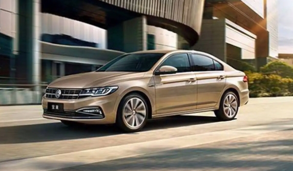 寶來1.4t自動舒適型多少錢 1.4升排量沒有自動舒適版(售價14.19萬-15.70萬)