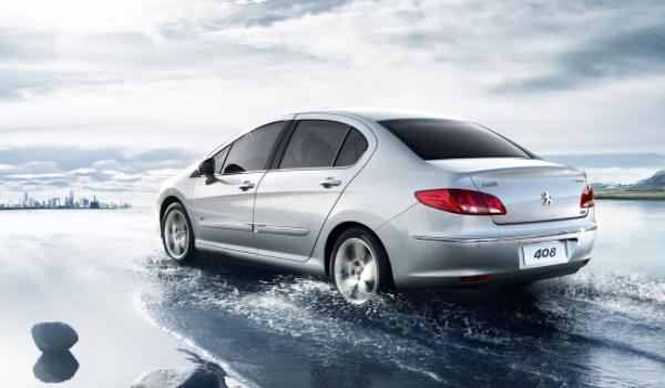 16年標致408二手車賣多少錢 車輛售價4~7萬元之間(根據車況確定)