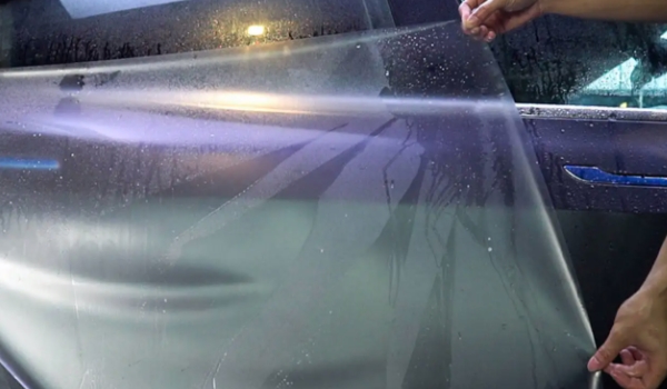 汽車車漆怎么保養 可以粘貼隱形車衣（有效的保護車漆）