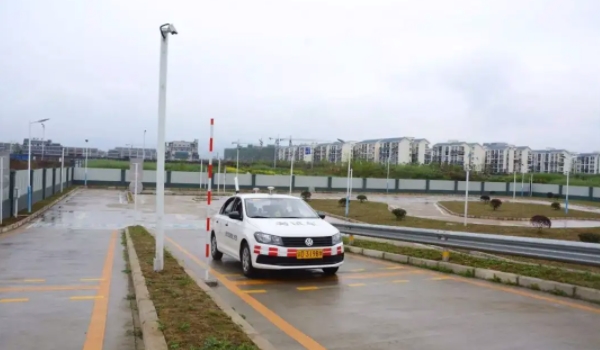 科目二考哪些項目 不同證件類型有不同的考試項目(共有5次考試機會)