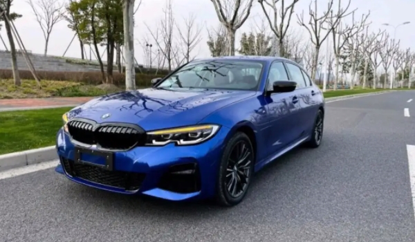 寶馬3系推薦買哪一款 推薦購買325liXDRIVEM運動套裝(頂配版本車型)