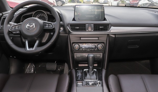 馬自達cx4真實口碑 搭載2.5L發動機(軸距長達2700mm)