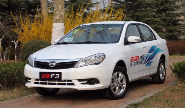 比亞迪f3新車多少錢2022款 目前沒有更新車型(停產2020款售價4.49萬)