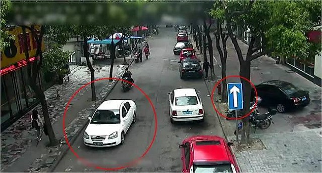 逆行怎么扣分和罰款,逆行是違法行為要禁止