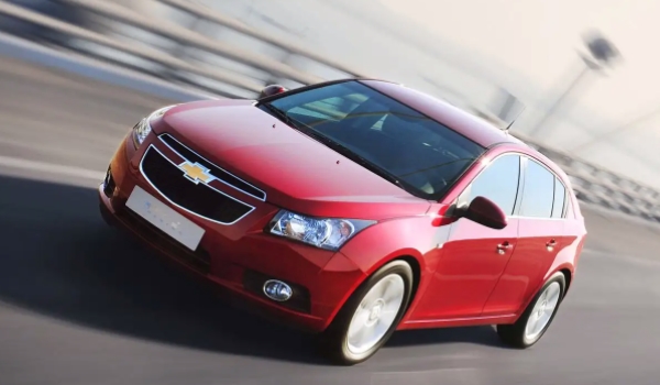 二手雪佛蘭科魯茲多少錢 二手車售價3.88~6.88萬元（根據車況確定