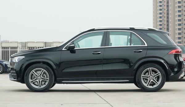 二手奔馳gle報價及圖片 二手gle售價37萬(表現里程7.9萬公里)