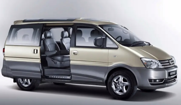 東風風行菱智七座報價 2022款東風風行菱智新車起步價格6.19萬