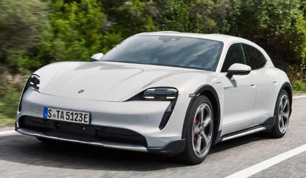 保時捷新能源50多萬 taycan售價89萬(續航可達538km)