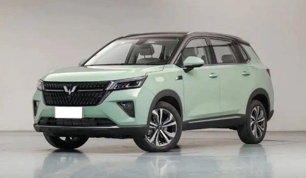 五菱星馳的發動機怎么樣 輸出馬力可達147匹(搭載1.5T和1.5L發動機)