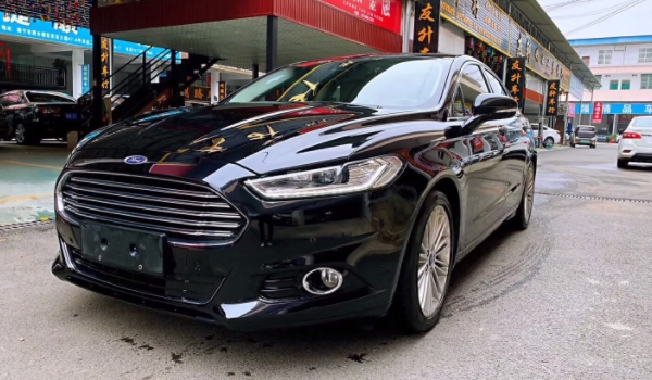 福特蒙迪歐二手車價格 不同車況價格不同(二手車價格5-15萬元之間)