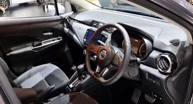 2021款天籟落地多少錢,26.89萬元比新款車型貴一點