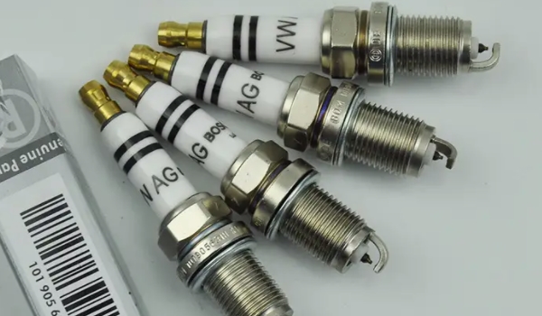 火花塞多久換一次? 三年時(shí)間更換一次(保障使用的效果正常)