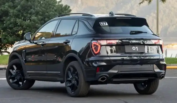 領克01暗夜報價及圖片 2023款暗夜版售價20萬(二手價9萬)