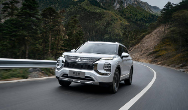 歐藍德四驅模式怎么選 中控臺四驅模式按鍵(搭載適時四驅)