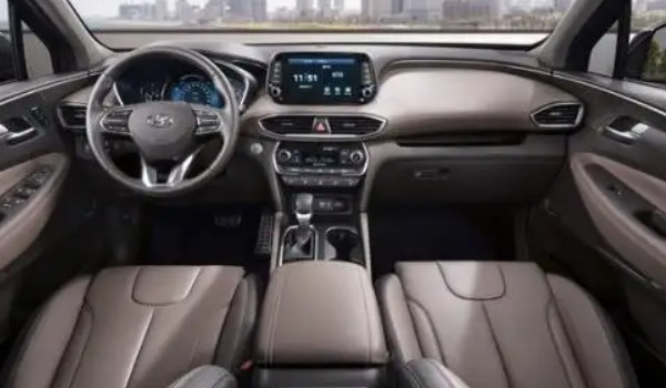 現代勝達油耗怎么樣 百公里油耗實測10.9L(油耗一公里9毛錢)